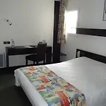 Kimotel Epone-flins Szálloda