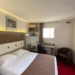 Kimotel Epone-flins