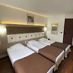 Szálloda Kimotel Epone-flins