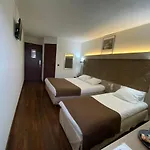 Szálloda Kimotel Epone-flins 2*