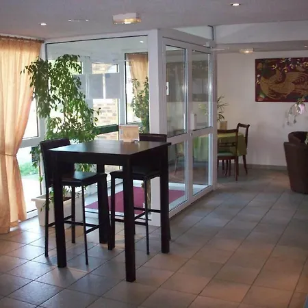 Hotel Kimotel Epone-flins Épône