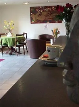 Hotel Kimotel Epone-flins 2*