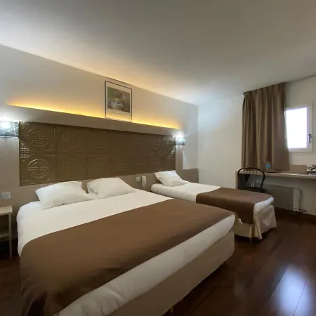 Kimotel Epone-flins