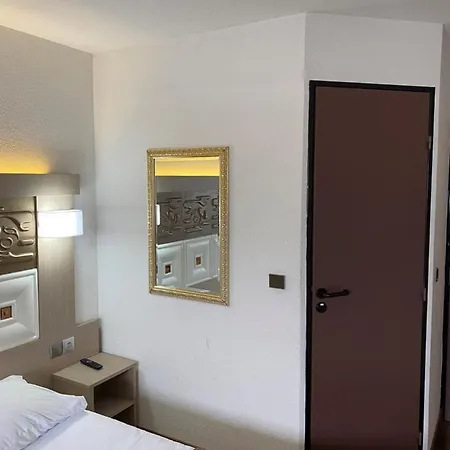 Hotell Kimotel Epone-flins