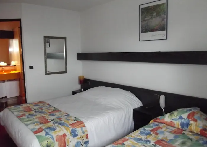 Otel Kimotel Epone-flins Épône