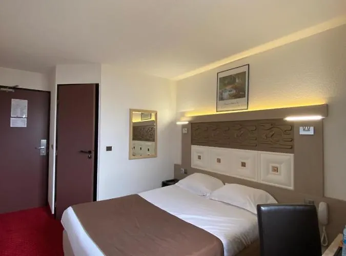 Kimotel Epone-flins 2*