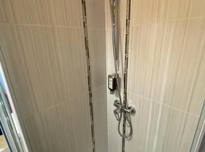 Kimotel Epone-flins 2*